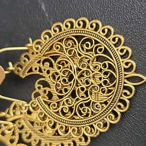 Boho style earrings - Picture 2 of 4